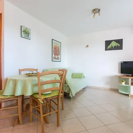 Apartmani Manzoni Punat Exterior photo