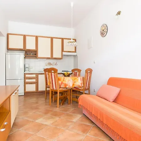 Apartmani Manzoni Punat Exterior photo