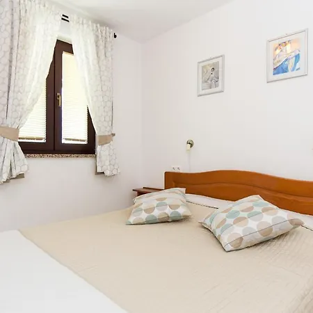 Apartmani Manzoni Punat Exterior photo